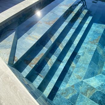 Carrelage piscine effet pierre naturelle FIDJI 15x15 cm R9 - 0.99 m² 