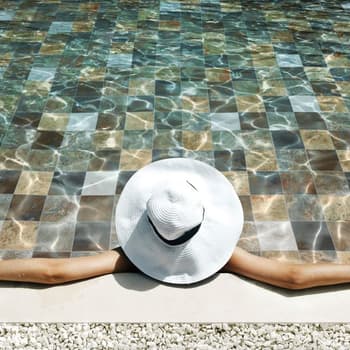 Carrelage piscine effet pierre naturelle PHOENIX RAINBOW 14.8x14.8 cm - 0.70m² 