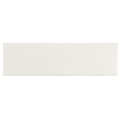Carrelage uni blanc épuré et élégant, idéal pour un design intérieur moderne et lumineux