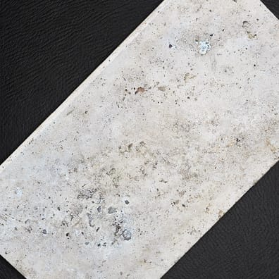 Margelle travertin LIGHT MIX 61x33 bord arrondi - ep.3cm - unité