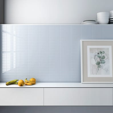 Carrelage mural uni et coloré CALO BABY BLUE - 5X20 - 0,5 m²