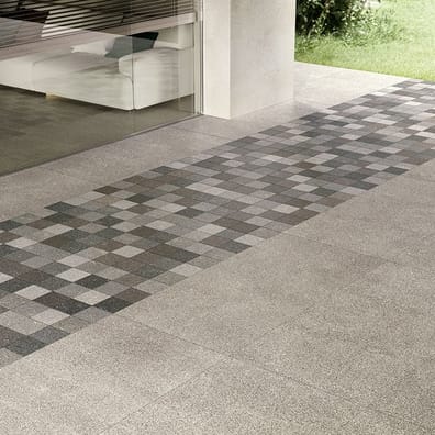 Carrelage grès cérame effet pierre PALMERSTON GREY ANTISLIP 75X149,7 - 1,22m²