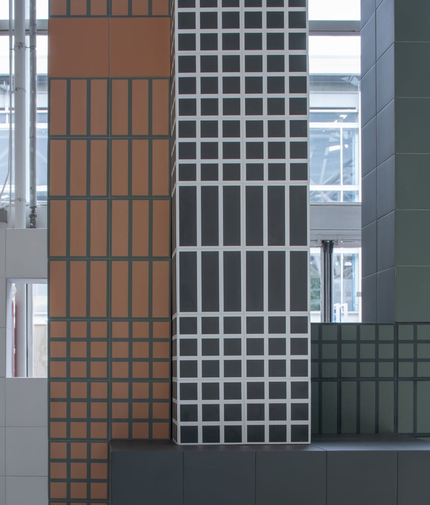 Carrelage uni OPOC3 NERO VERDE 18,6X18,6 - 0,45 m²