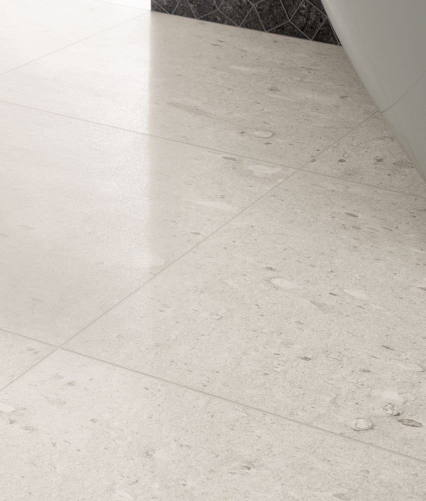 Carrelage grès cérame anti dérapant effet pierre MAITLAND WHITE ANTISLIP 30X60 - 1,08m²