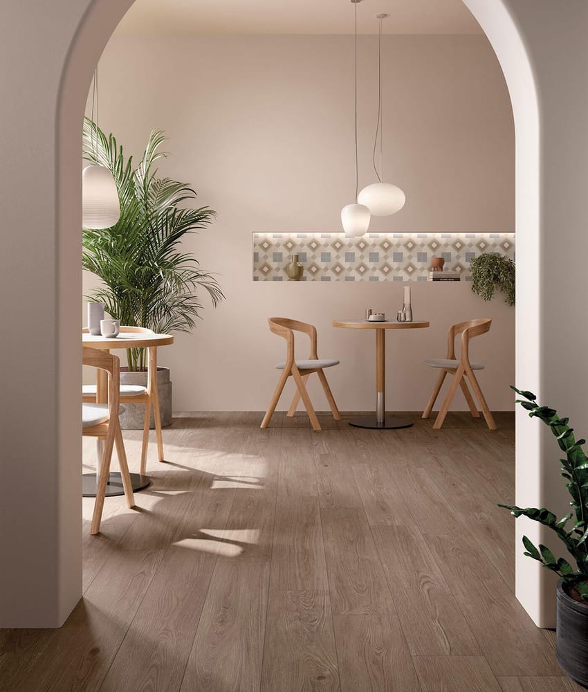 AHINE WOOD BROWN20X121 - 1,46 m²