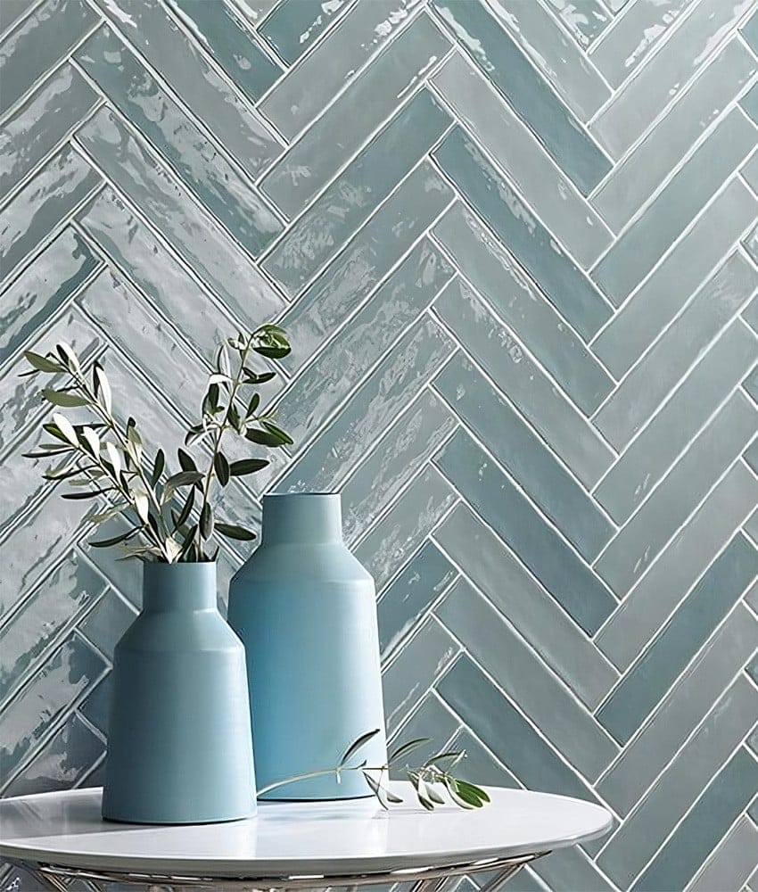 Chevron effet zellige turquoise nuancé 5x25 cm PIASTRELLA ACQUA - 1.2m²