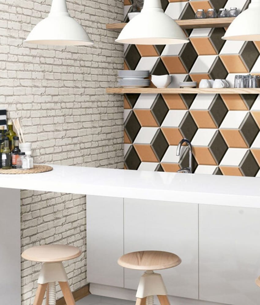 Carrelage blanc relief motif géométrique dans une cuisine contemporaine avec des murs en briques blanches et un bar moderne