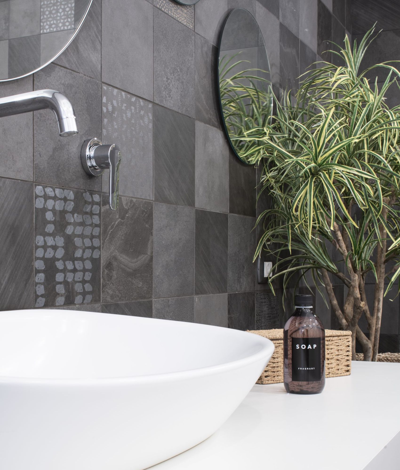 Carrelage effet pierre SUZANO RIGA ANTRACITE 20x20 - 0,96 m²